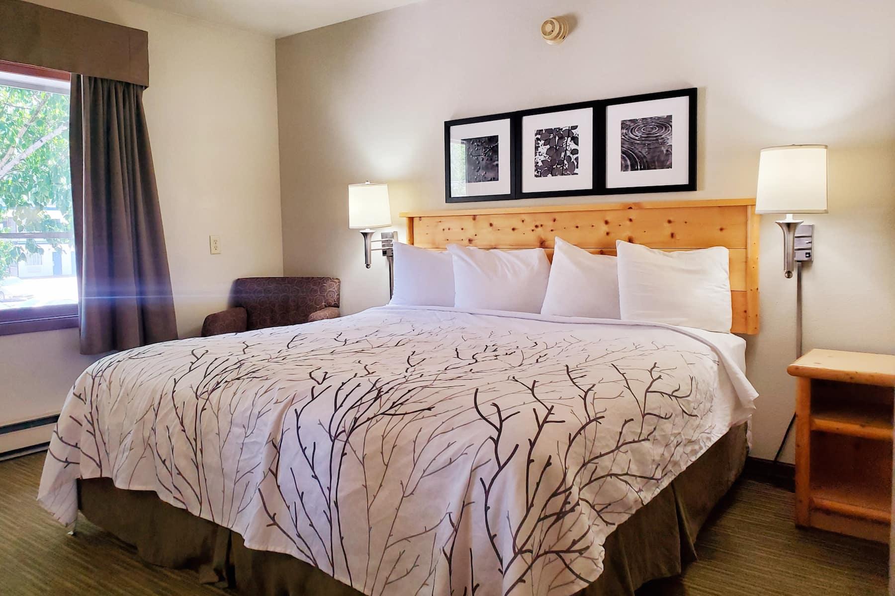 Days Inn And Suites By Wyndham Downtown Missoula-University Экстерьер фото